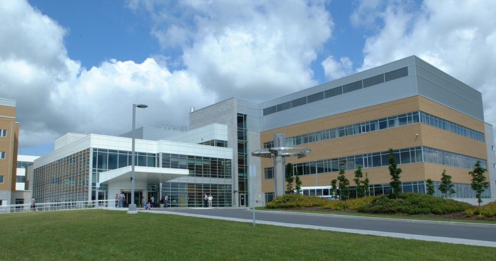 La venue de proches aidants et d’accompagnateurs à nouveau permise au Centre hospitalier De Lanaudière et à l’Hôpital Pierre-Le Gardeur